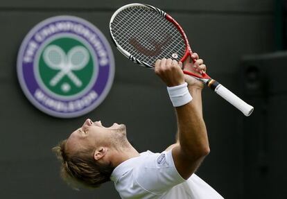 Darcis celebra su triunfo ante Nadal