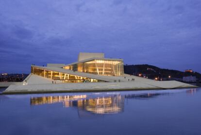 La Ópera de Oslo, obra del estudio de arquitectura Snøhetta.