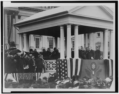 McKinley jura en el Capitolio su segundo mandato el 4 de marzo de 1901. El 14 de septiembre de ese año fue asesinado a manos de un anarquista.