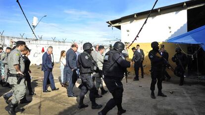 Inspe&ccedil;&atilde;o no pres&iacute;dio de Aparecida de Goi&acirc;nia.