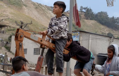 A still from the documentary 'Lejos de casa' by Carlos Hernández.