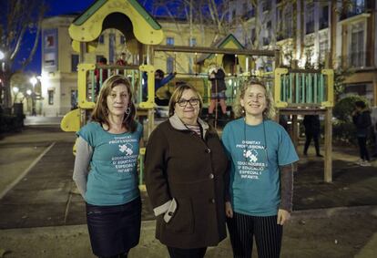 Cristina, Begoña y Pilar, de la plataforma de educadoras valencianas.