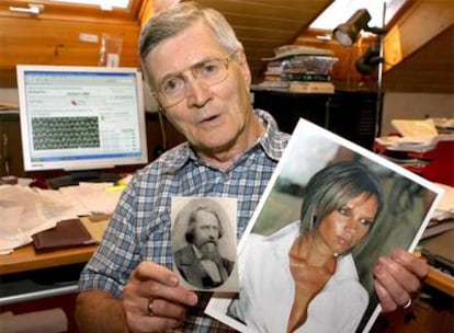 Hans Müller, con las fotos de Victoria Beckham y su antepasado.