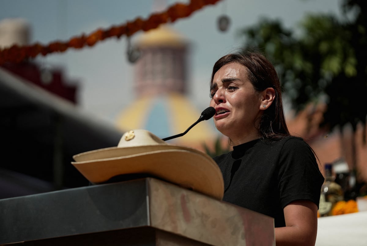 Grecia Quiroz, viuda de Carlos Manzo, será su relevo en la presidencia  municipal de Uruapan | EL PAÍS México