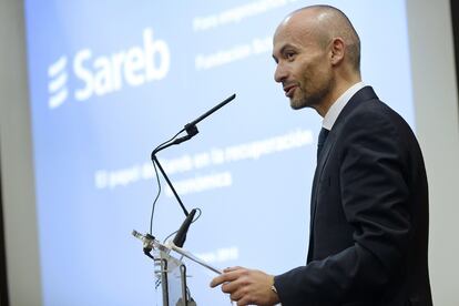 Óscar García Maceiras, durante una conferencia en 2015, cuando trabajaba en la Sareb.