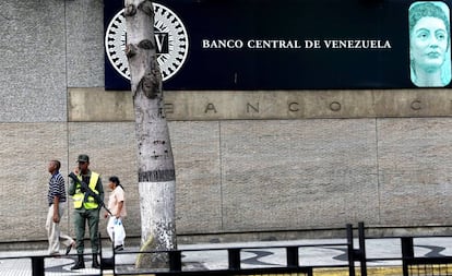 La fachada del Banco Central de Venezuela. 