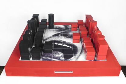 El juego de ajedrez creado por Barbara Kruger.