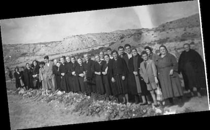 Las mujeres de negro que acudían a La Barranca (Lardero, La Rioja) a visitar a sus familiares asesinados en la Guerra Civil.