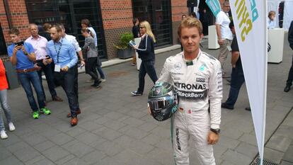 Nico Rosberg, durante un acto promocional de Petronas en Hamburgo.