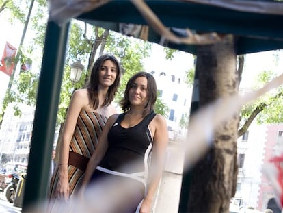 Maitena Muruzabal (izquierda) y Candela Figueira, fotografiadas el miércoles en Madrid.