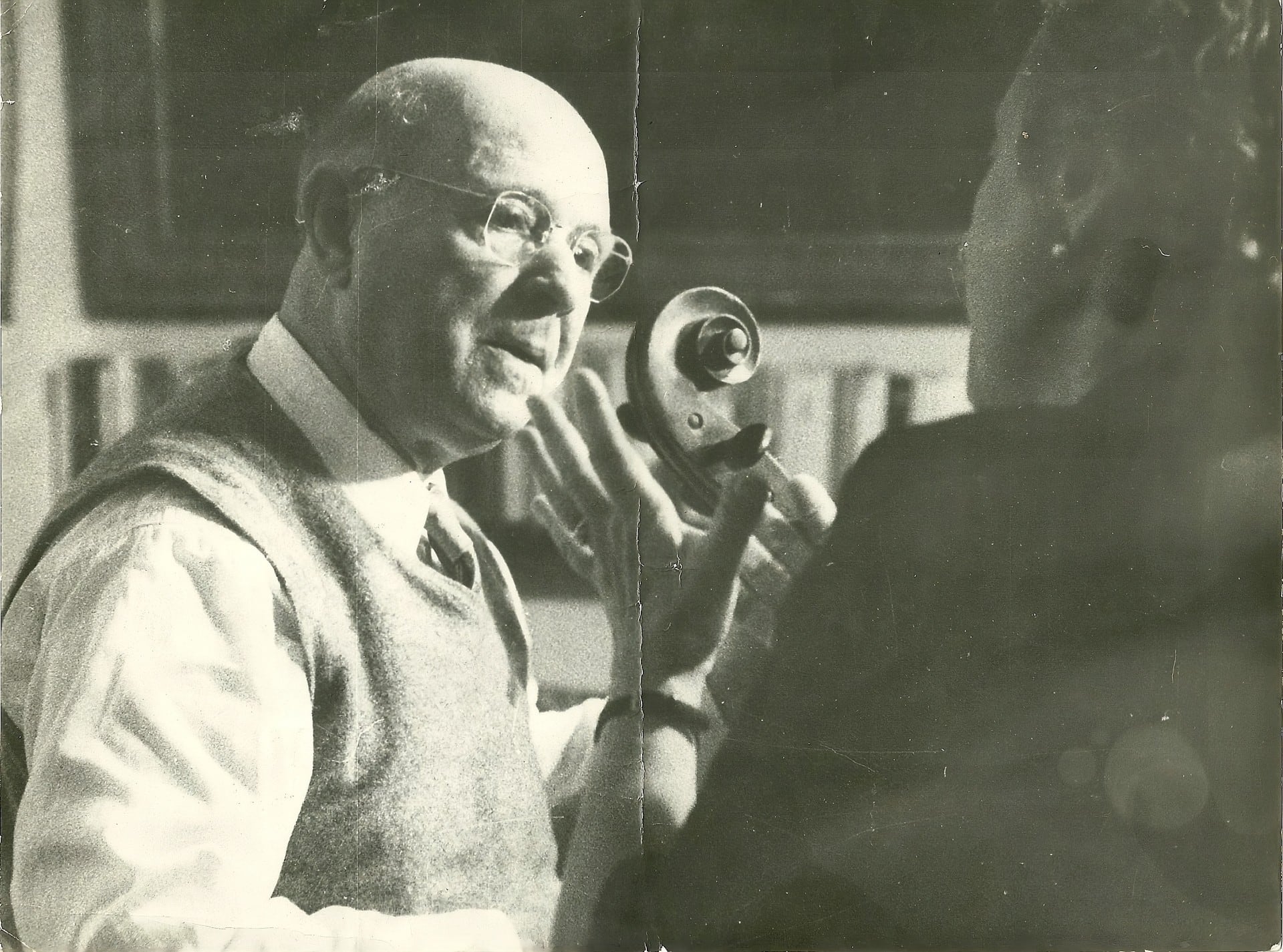 Pau Casals y Conxita Badia, en una imagen tomada el domicilio del violonchelista