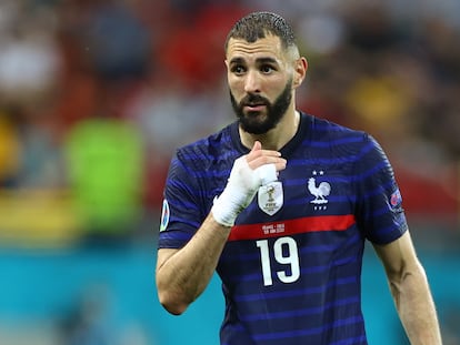 Benzema, durante un partido con la selección de Francia.