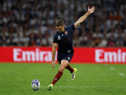 El jugador de rugby inglés George Ford durante el partido de este sábado contra Argentina.