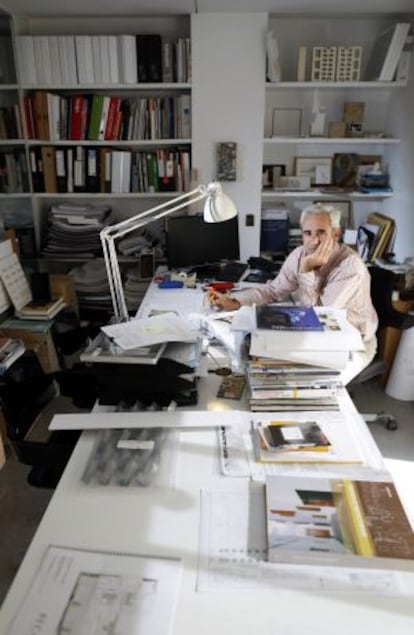 Benjamín Cano, fotografiado en el despacho de su estudio de arquitectura.