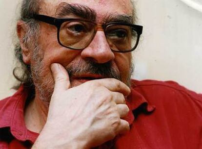 El escritor uruguayo Mario Levrero trabajó como guionista de cómics y redactor de pasatiempos.