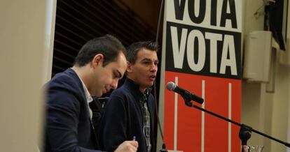 El concejal José Manuel Calvo con el delegado de Participación, Pablo Soto.