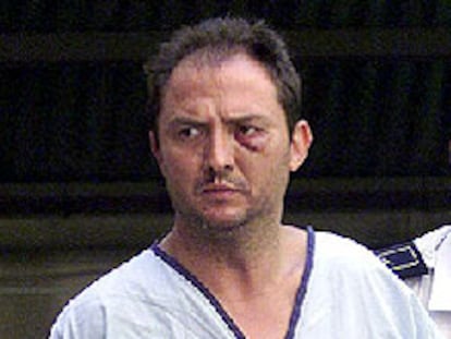 Emilio Núñez, a su llegada a la Jefatura de Policía de Valencia.