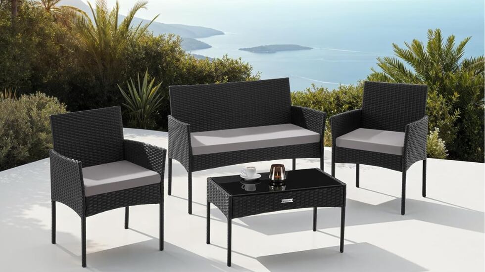 Conjunto de muebles de jardín. 