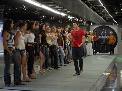 Ensayo de las aspirantes a <i>Supermodelo 2006.</i>