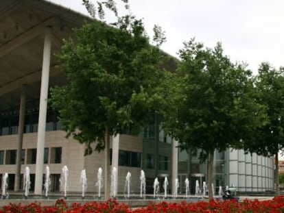 El Palacio de Congresos de Valencia dise&ntilde;ado por Norman Foster