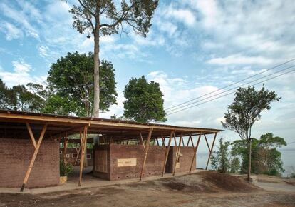 El centro de aprendizaje para agricultores levantado en Kerinci, Sumatra, Indonesia, pretende ayudar a los productores locales a manejar mejor sus negocios y cultivos.