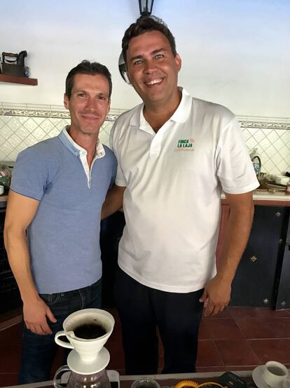 EL CATADOR ESPECIALIZADO IVÁN PÉREZ Y VICTOR LUGO / CAPEL