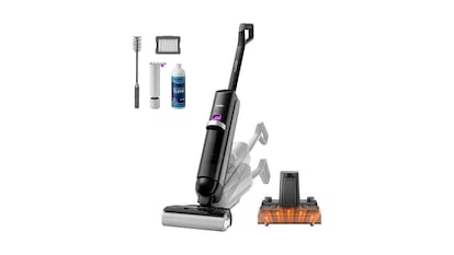 Fregona eléctrica sobre fondo blanco.