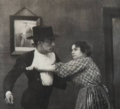 Jos&eacute; de Almada Negreiros, en un fotograma de la pel&iacute;cula &#039;O Condenado&#039; (1921).