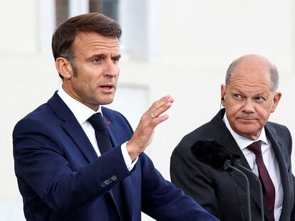 Emmanuel Macron and Olaf Scholz in Berlin, on May 28.