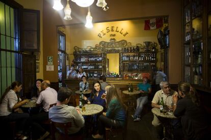 El tradicional Bar Piselli, que cumplió en 2015 sus cien años de historia.