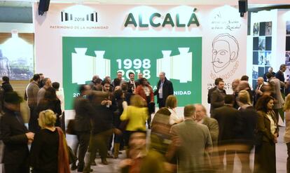 Vista general del stand de Alcalá de Henares este jueves en Fitur.