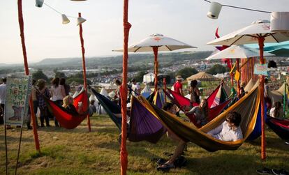 Zona de hamacas instaladas en el festival británico de Glastonbury, 27 de junio de 2013.