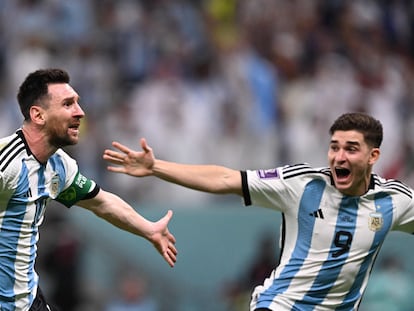 Lionel Messi celebra su gol durante el partido entre Argentina y México, de la fase de grupos, en el estadio Lusail el 26 de noviembre.