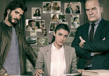 Yon González, Blanca Romero y Lluís Homar, en 'Bajo sospecha'.