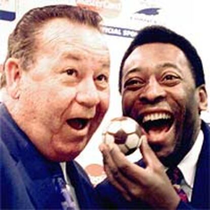 Fontaine, con Pelé en 1998.