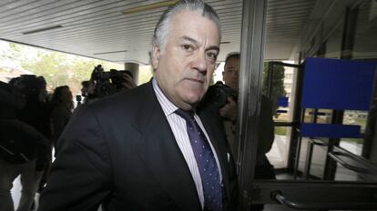 El extesorero del Partido Popular, Luis Bárcenas, en los Juzgados de Plaza de Castilla.