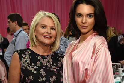 Sharen Jester Turney y Kendall Jenner. 