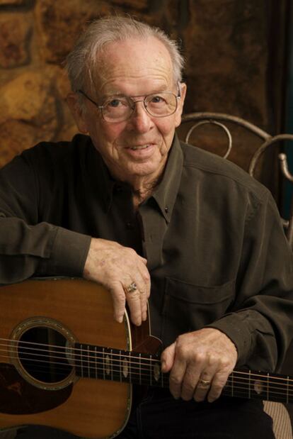 Charlie Louvin, en su casa de Wartrace, en Tennessee, en 2009.