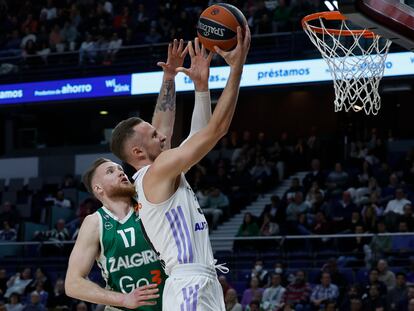 Dzanan Musa durante el partido entre el Real Madrid y el Zalgiris de Euroliga, en el WiZink Center este jueves.