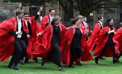 Ceremonia de graduación en la Universidad de Glasgow, en Escocia. 