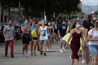 Acceso al Festival Cruilla de Barcelona, donde los asistentes pasan una prueba de antígenos