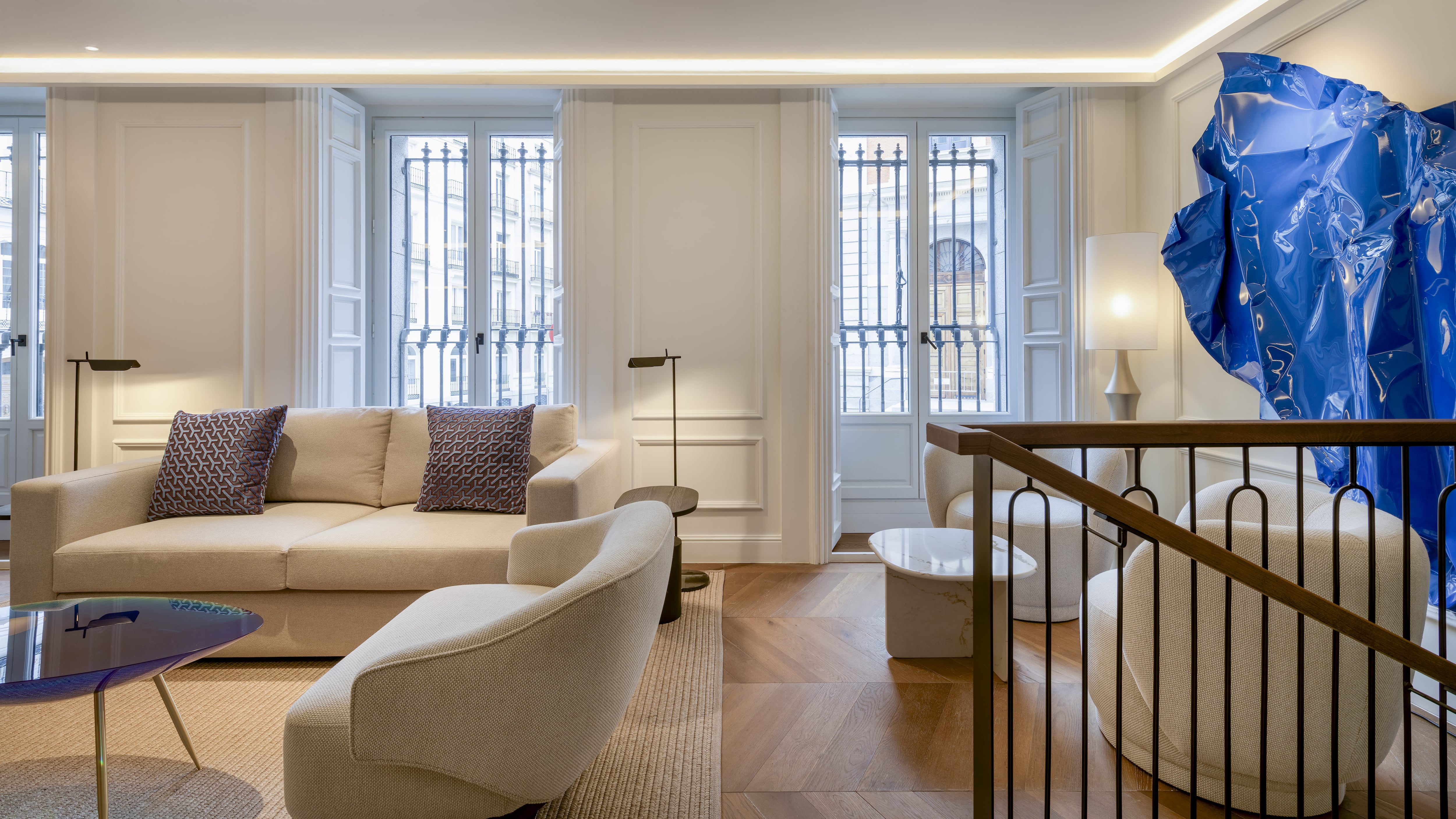 Interior de una de las habitaciones del nuevo hotel El Autor de Marriott, en el centro de Madrid