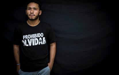 Dilon Zeledón, de 20 años, denuncia torturas en las prisiones de Nicaragua tras ser condenado por participar en las protestas contra Ortega.