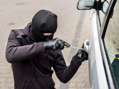 Un ladrón de coches.