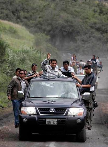 El presidente ecuatoriano, durante un viaje de campaña  el viernes.