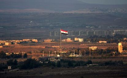 A view of the Syrian town of Quneitra as seen from the Israeli annexed Golan Heights, on November 12, 2012.  Israeli troops fired tank shells into Syria confirming &quot;direct hits&quot; on the source of a mortar round that struck the Golan Heights as tensions flared along the ceasefire line. AFP PHOTO/JALAA MAREY