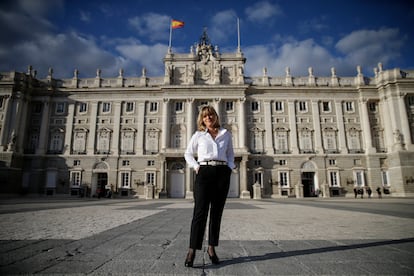 Llanos Castellanos, presidenta de Patrimonio Nacional, en el Palacio Real.