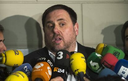 Oriol Junqueras, tras la reuni&oacute;n con Santamar&iacute;a. 