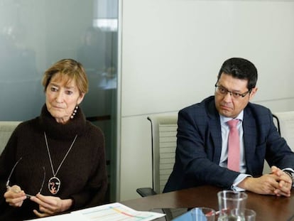 Victoria Ortega, presidenta del CGAE y Javier Martín, secretario general.