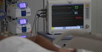 Unidad de Cuidados Intensivos en el Hospital Zendal, en Madrid.